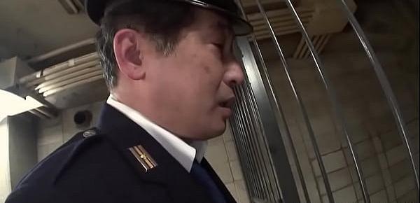  Ria Sakurai sucked dick in the jail, to get out